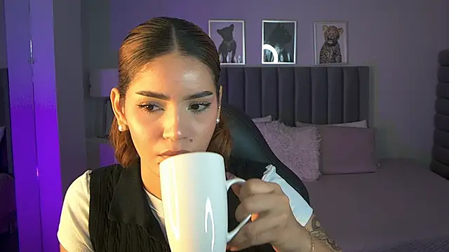Madie  collins online show from May 2026 11:59:02 AM