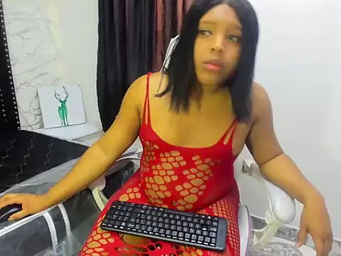 ShanayaKops online show from November 2025 01:14:02 PM