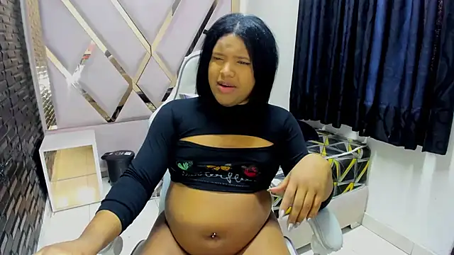 ShanayaKops online show from December 2025 01:29:01 PM