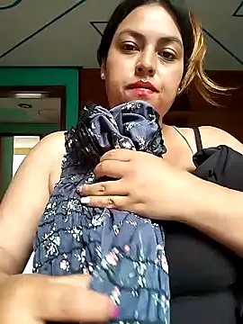 Snapshot of DULCE__26 chatting on February 2025 12:05:02 PM DULCE 26 online show from February 2025 12:05:02 PM