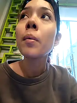 sophiaFoster4u online show from February 2025 04:10:01 PM