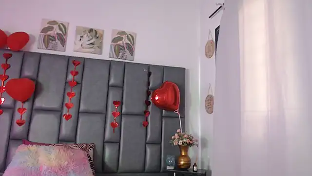 sophiaFoster4u online show from March 2025 02:26:01 PM