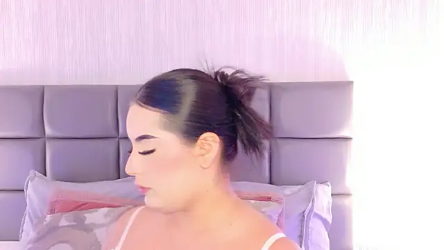SpicySugar  online show from June 2026 08:02:01 PM