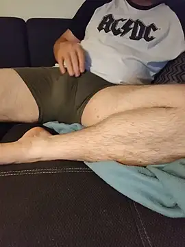 OdinWolf1990 online show from June 2026 07:15:01 PM