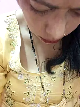 Urmila bhabhii online show from February 2025 06:13:01 AM