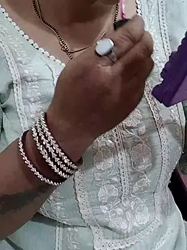 Urmila bhabhii online show from March 2026 04:07:02 AM