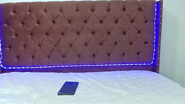 Snapshot of jony_honey chatting on March 2025 01:40:01 PM jony honey online show from March 2025 01:40:01 PM