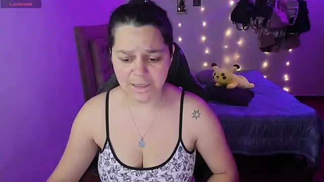 Sabrina Hall  online show from December 2024 03:22:02 AM