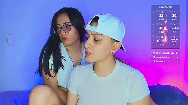 Snapshot of aron_wi chatting on December 2024 02:13:02 AM aron wi online show from December 2024 02:13:02 AM