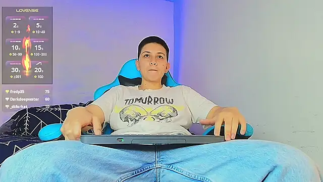 Snapshot of aron_wi chatting on January 2025 12:30:02 PM aron wi online show from January 2025 12:30:02 PM