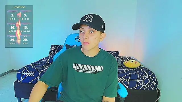 Snapshot of aron_wi chatting on January 2025 06:03:01 PM aron wi online show from January 2025 06:03:01 PM