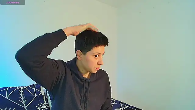 Snapshot of aron_wi chatting on March 2025 04:09:02 PM aron wi online show from March 2025 04:09:02 PM