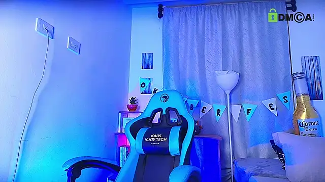 Snapshot of aron_wi chatting on September 2025 10:03:02 PM aron wi online show from September 2025 10:03:02 PM