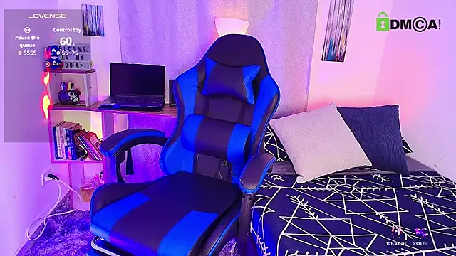 Snapshot of aron_wi chatting on October 2025 10:38:02 AM aron wi online show from October 2025 10:38:02 AM