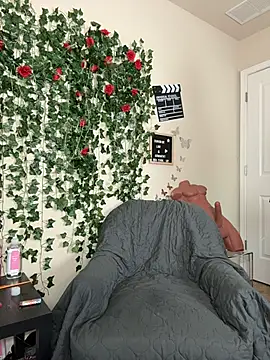 butterflybootyy online show from November 2025 08:43:02 PM