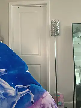 butterflybootyy online show from May 2026 04:24:01 PM