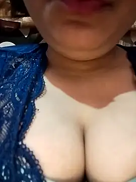 Snapshot of Sonukumari75 chatting on September 2025 06:08:02 PM Sonukumari75 online show from September 2025 06:08:02 PM