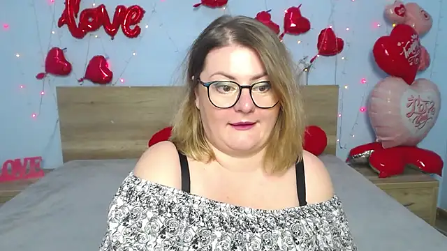 Snapshot of ZannaDreil chatting on February 2025 10:20:02 PM ZannaDreil online show from February 2025 10:20:02 PM