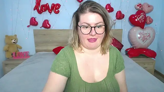 Snapshot of ZannaDreil chatting on March 2025 06:27:01 AM ZannaDreil online show from March 2025 06:27:01 AM