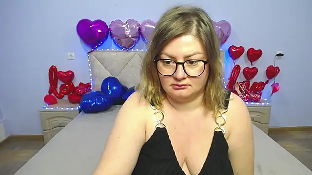 Snapshot of ZannaDreil chatting on March 2025 10:38:02 PM ZannaDreil online show from March 2025 10:38:02 PM