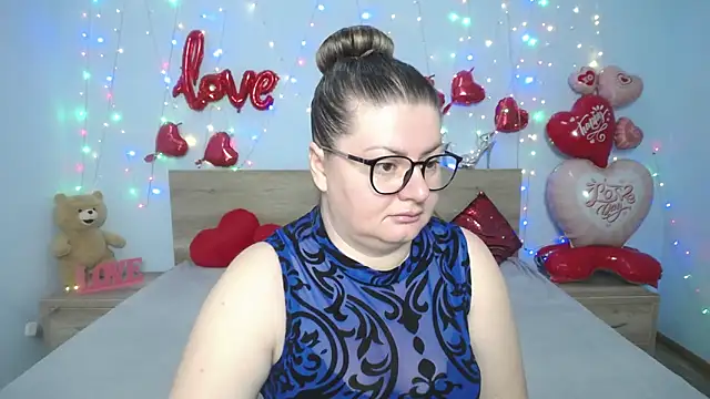 Snapshot of ZannaDreil chatting on March 2025 06:56:02 PM ZannaDreil online show from March 2025 06:56:02 PM