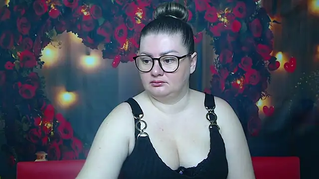 Snapshot of ZannaDreil chatting on March 2025 08:11:02 PM ZannaDreil online show from March 2025 08:11:02 PM