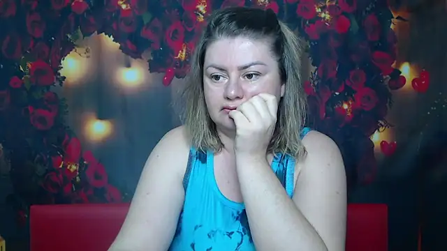 Snapshot of ZannaDreil chatting on March 2025 11:28:02 PM ZannaDreil online show from March 2025 11:28:02 PM