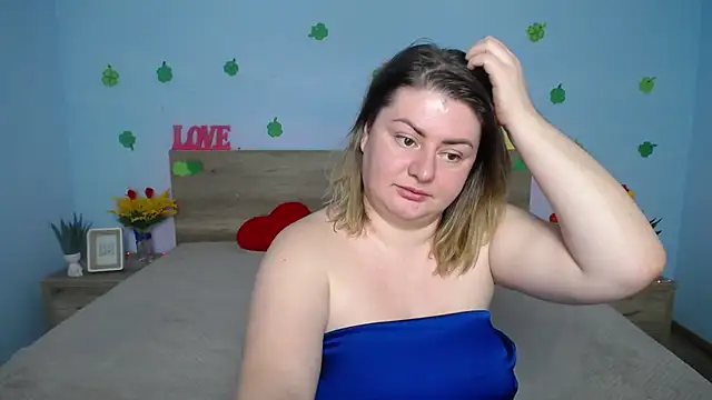 Snapshot of ZannaDreil chatting on March 2025 04:49:02 AM ZannaDreil online show from March 2025 04:49:02 AM