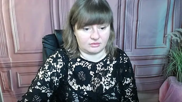 Snapshot of ZannaDreil chatting on September 2025 06:19:01 PM ZannaDreil online show from September 2025 06:19:01 PM