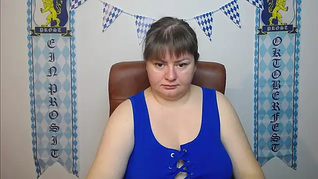 Snapshot of ZannaDreil chatting on September 2025 06:11:02 PM ZannaDreil online show from September 2025 06:11:02 PM