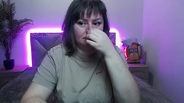 Snapshot of ZannaDreil chatting on September 2025 06:11:02 PM ZannaDreil online show from September 2025 06:11:02 PM