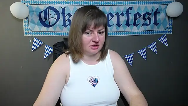 Snapshot of ZannaDreil chatting on September 2025 06:13:02 PM ZannaDreil online show from September 2025 06:13:02 PM