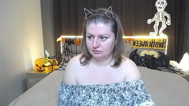 Snapshot of ZannaDreil chatting on October 2025 06:08:02 PM ZannaDreil online show from October 2025 06:08:02 PM