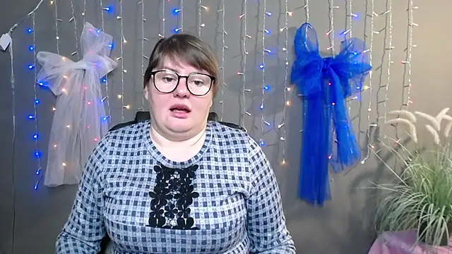 ZannaDreil online show from November 2025 07:12:01 PM