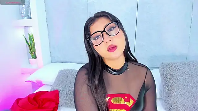 Snapshot of AvyMilton chatting on October 2025 11:40:02 AM AvyMilton online show from October 2025 11:40:02 AM