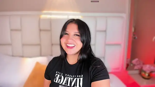 AvyMilton online show from March 2026 11:39:01 AM