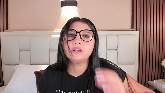 AvyMilton online show from March 2026 11:47:01 AM