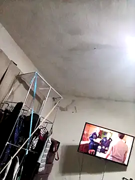 Snapshot of SINUECASTILLO chatting on January 2025 09:23:01 AM SINUECASTILLO online show from January 2025 09:23:01 AM