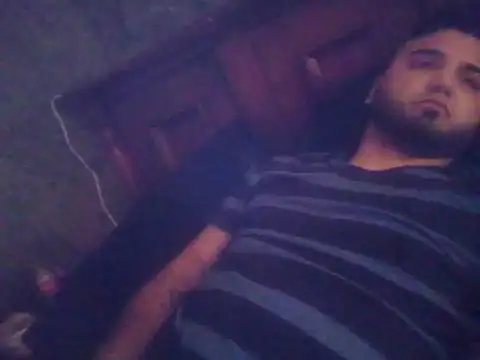 Snapshot of SINUECASTILLO chatting on February 2025 04:43:01 PM SINUECASTILLO online show from February 2025 04:43:01 PM