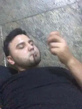 Snapshot of SINUECASTILLO chatting on March 2025 05:29:02 AM SINUECASTILLO online show from March 2025 05:29:02 AM