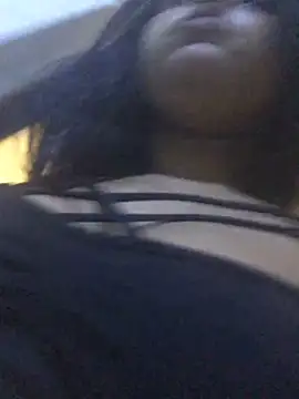 Snapshot of SINUECASTILLO chatting on March 2025 08:11:01 PM SINUECASTILLO online show from March 2025 08:11:01 PM