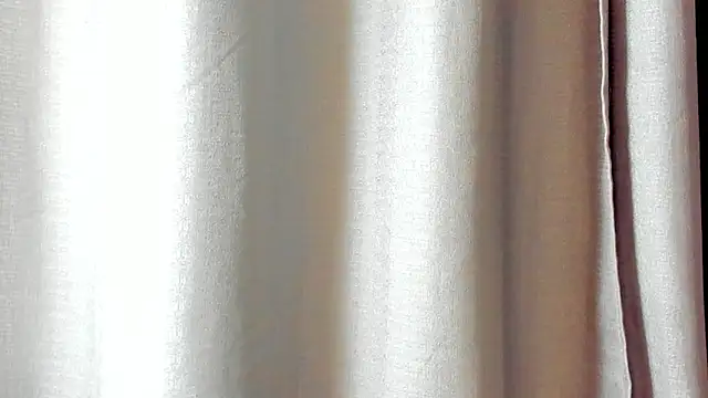 melody suarez online show from December 2024 02:02:02 AM