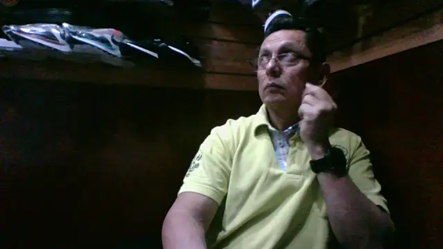 Snapshot of MarcusKelvin chatting on September 2025 02:06:02 PM MarcusKelvin online show from September 2025 02:06:02 PM
