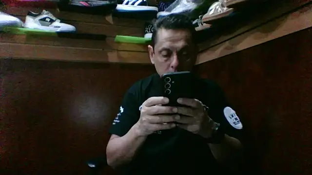 Snapshot of MarcusKelvin chatting on September 2025 01:55:02 PM MarcusKelvin online show from September 2025 01:55:02 PM