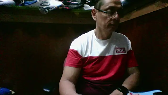 Snapshot of MarcusKelvin chatting on September 2025 12:50:02 PM MarcusKelvin online show from September 2025 12:50:02 PM