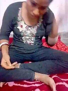 Snapshot of Indcople28 chatting on September 2025 06:52:01 PM Indcople28 online show from September 2025 06:52:01 PM