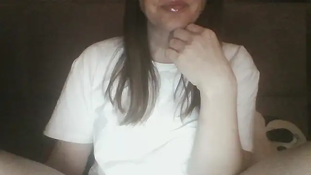 Snapshot of Sladkiegubki chatting on February 2025 08:13:02 PM Sladkiegubki online show from February 2025 08:13:02 PM