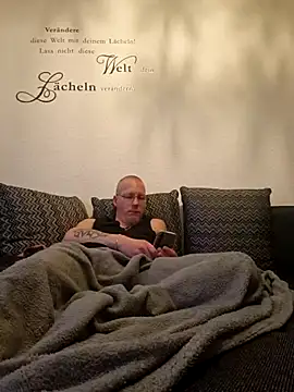 Maiki82 online show from January 2025 08:40:02 AM