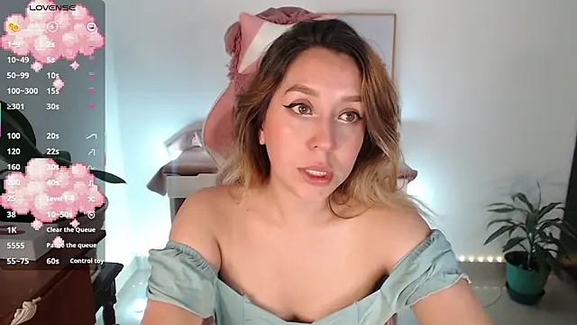 Snapshot of Dahlia__espresso chatting on March 2026 04:06:02 AM Dahlia espresso online show from March 2026 04:06:02 AM