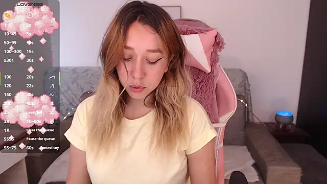 Snapshot of Dahlia__espresso chatting on March 2026 07:57:01 PM Dahlia espresso online show from March 2026 07:57:01 PM